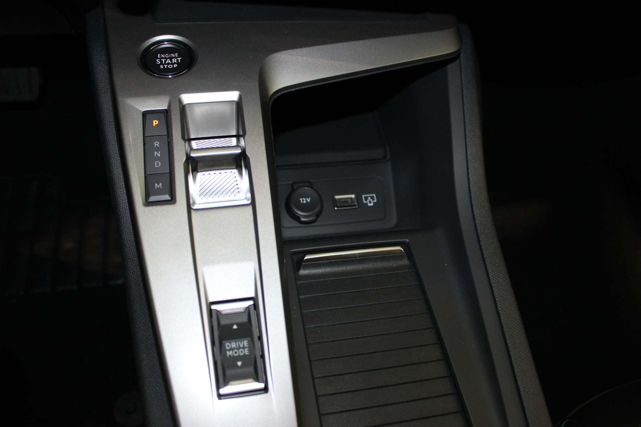 Peugeot 408 SUV