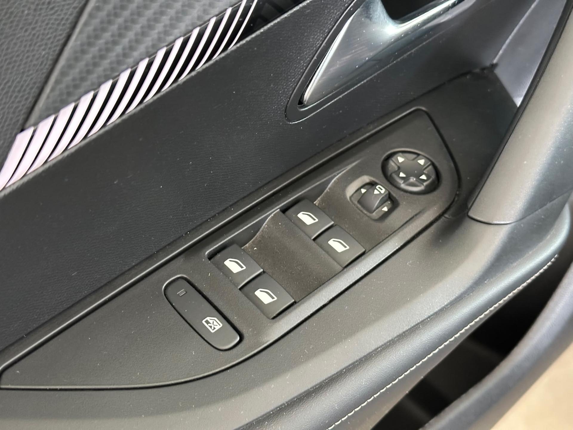Peugeot 2008 SUV