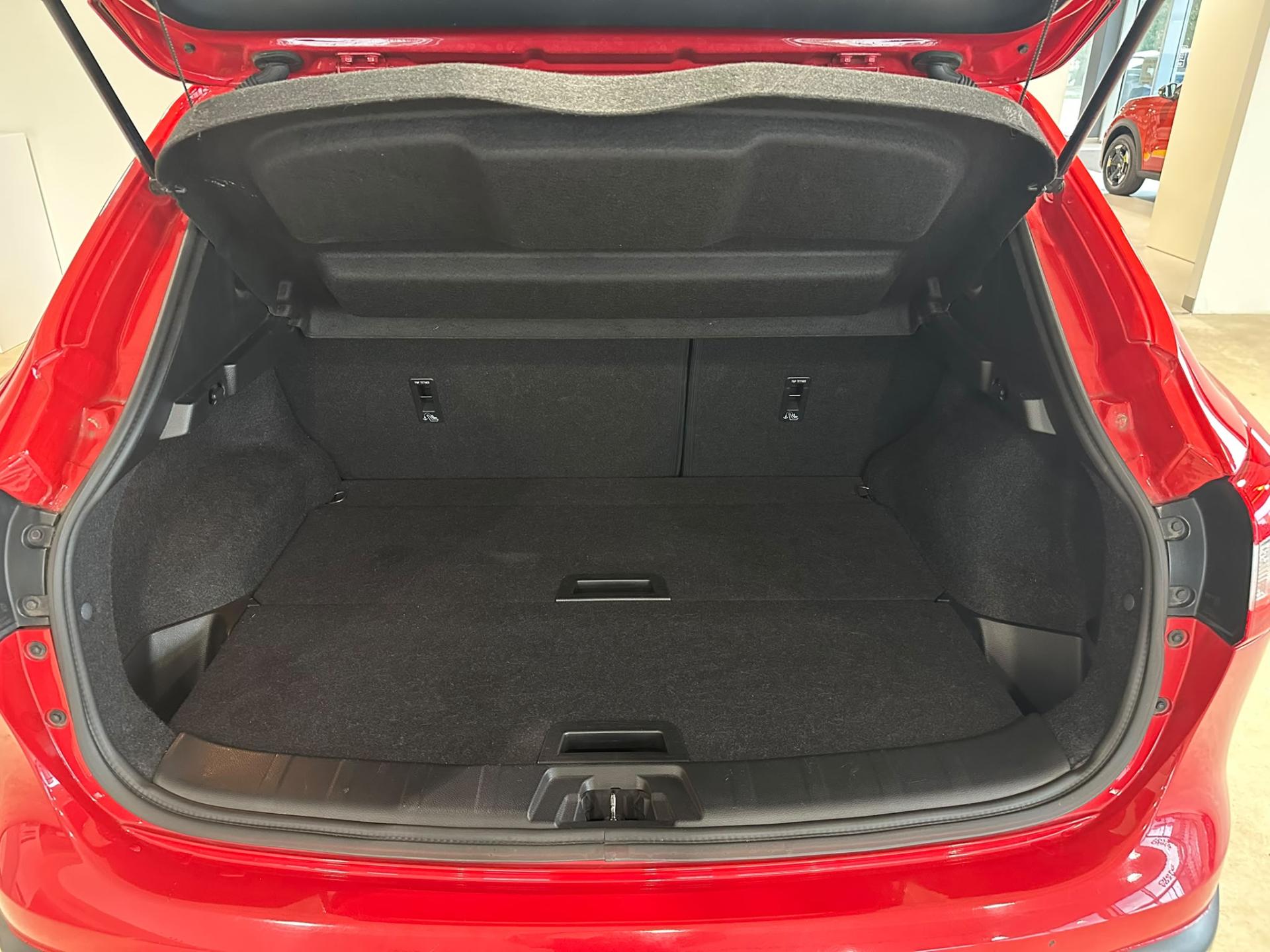 Nissan Qashqai SUV
