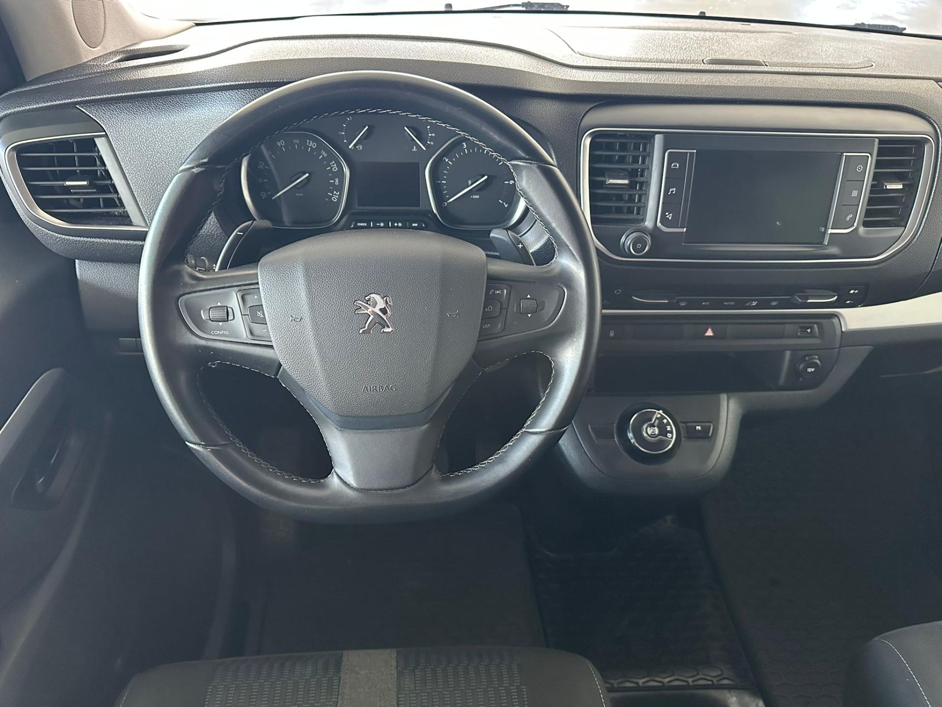 Peugeot Traveller minibus