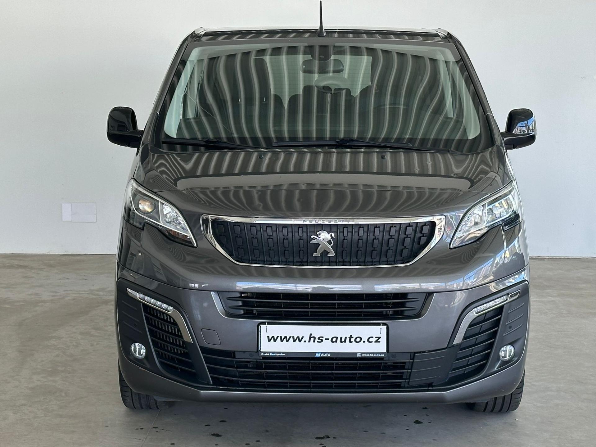 Peugeot Traveller minibus
