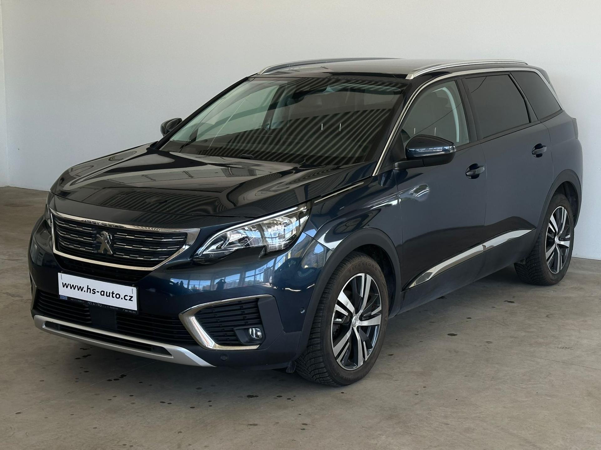 Peugeot 5008 SUV