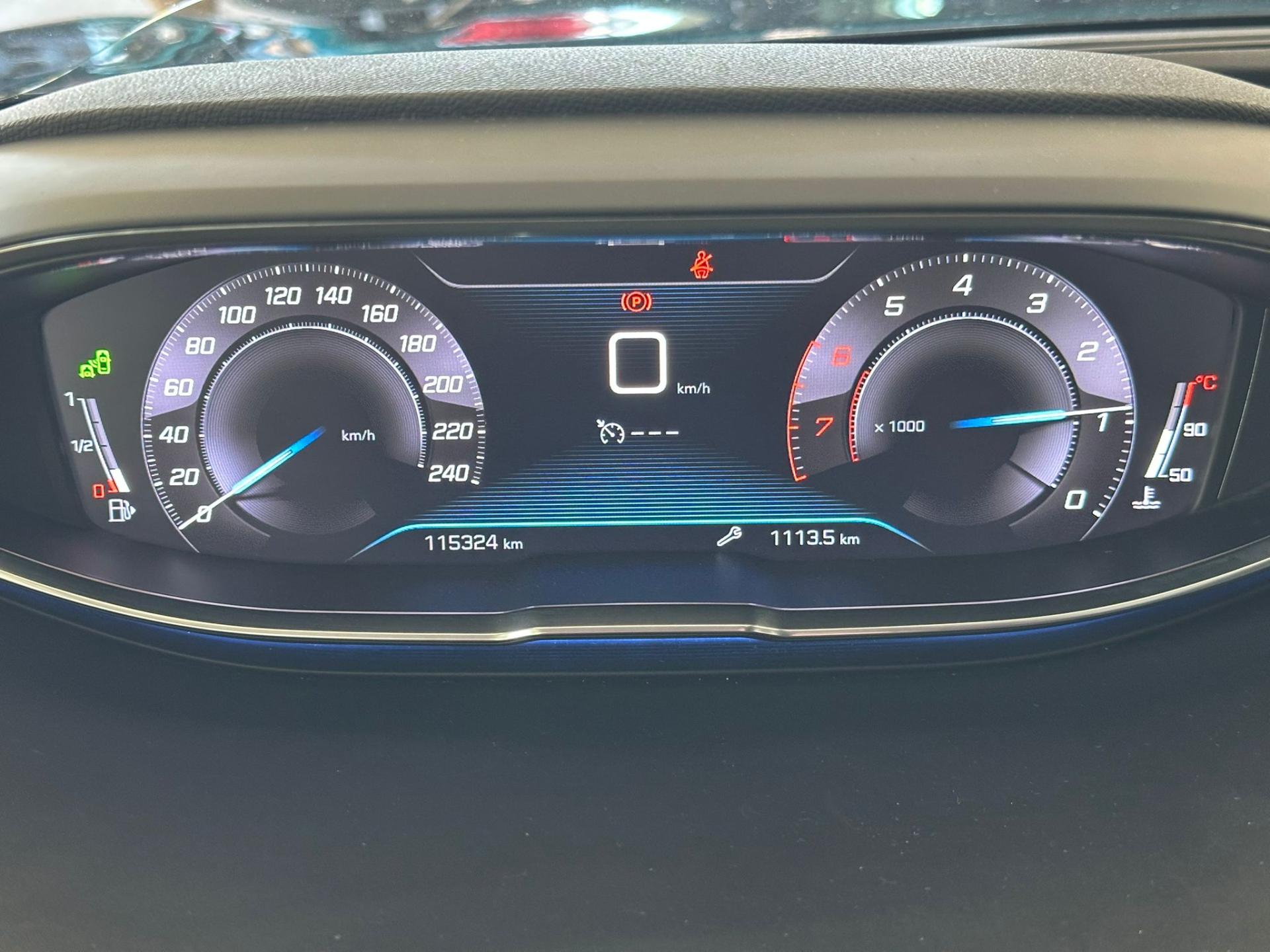 Peugeot 5008 SUV