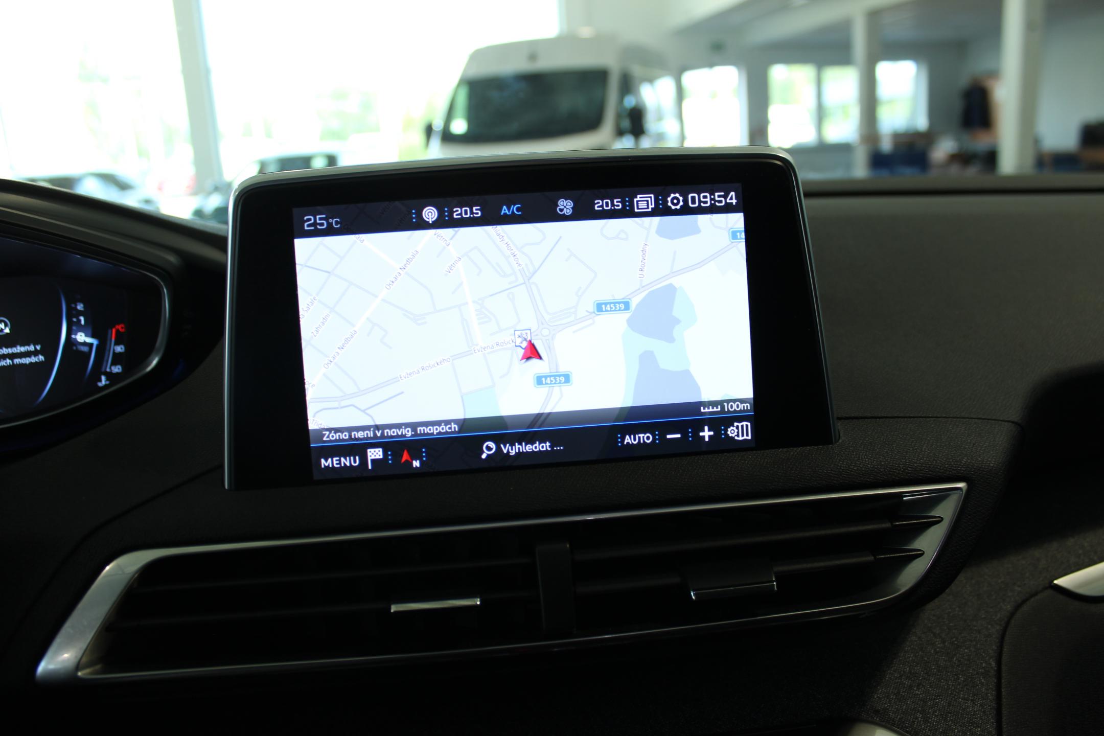 Peugeot 3008 SUV