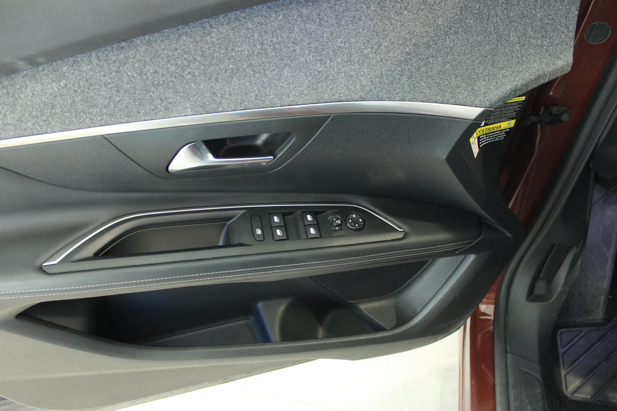 Peugeot 3008 SUV