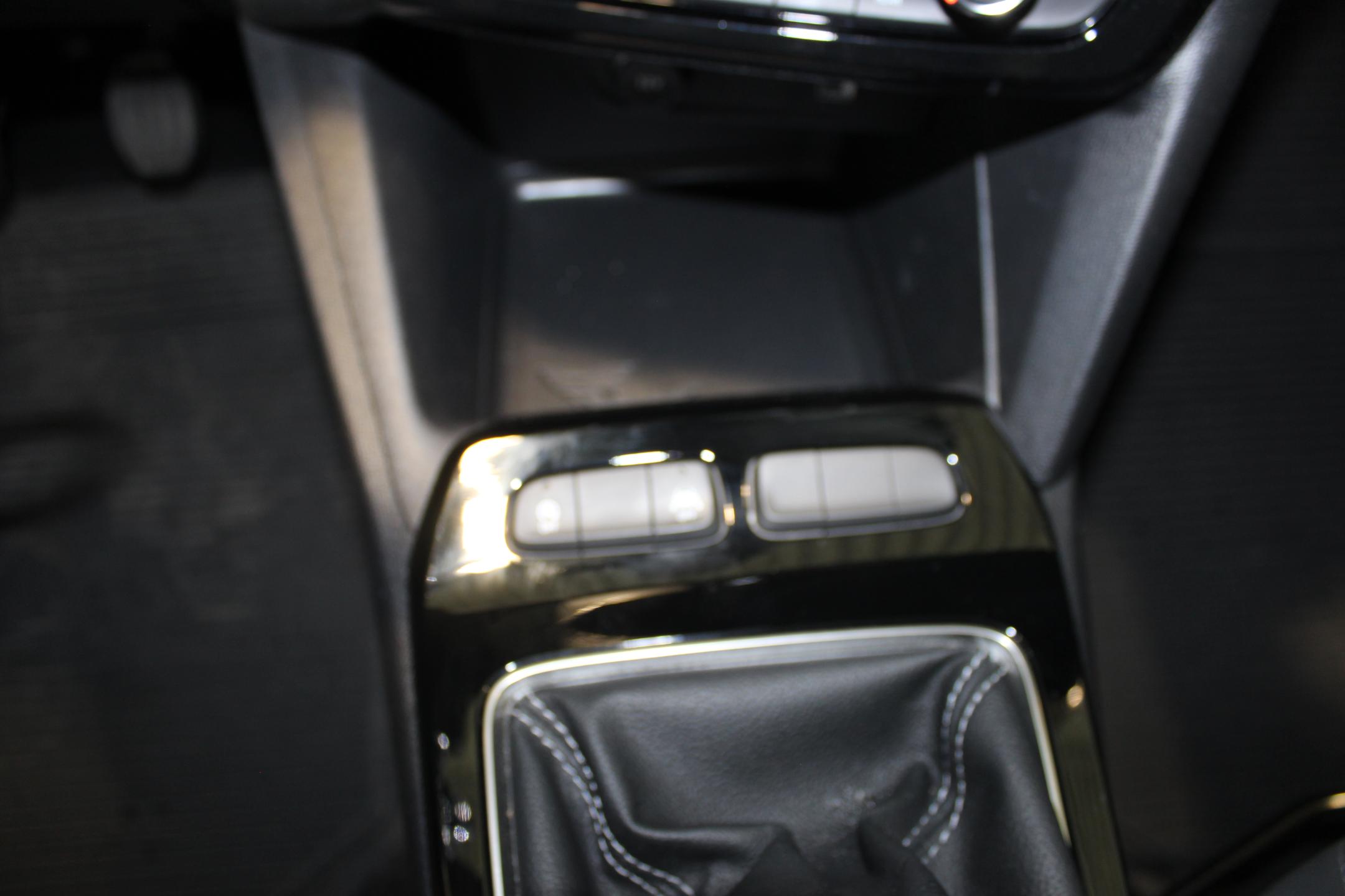 Opel Mokka hatchback