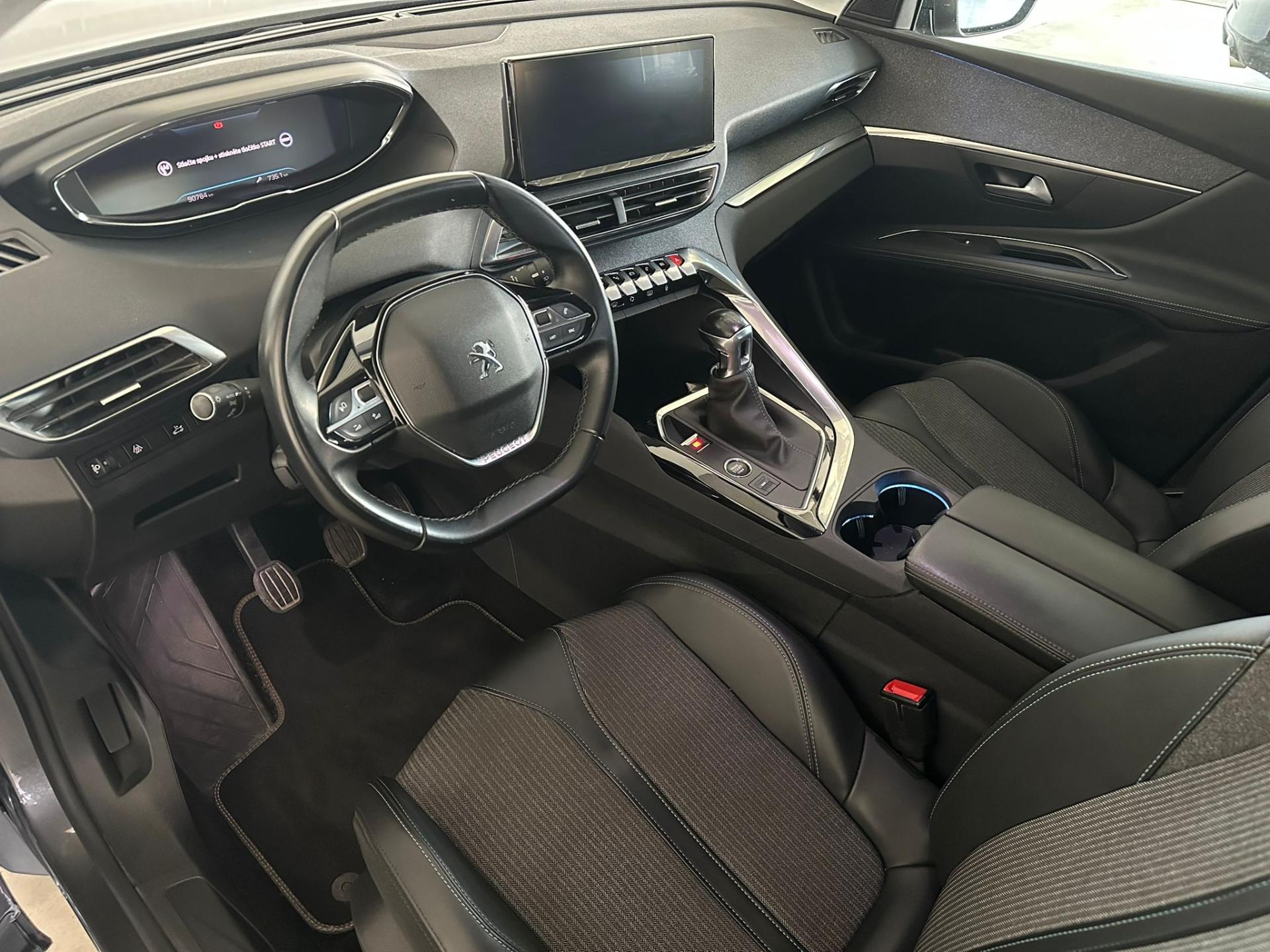 Peugeot 3008 SUV