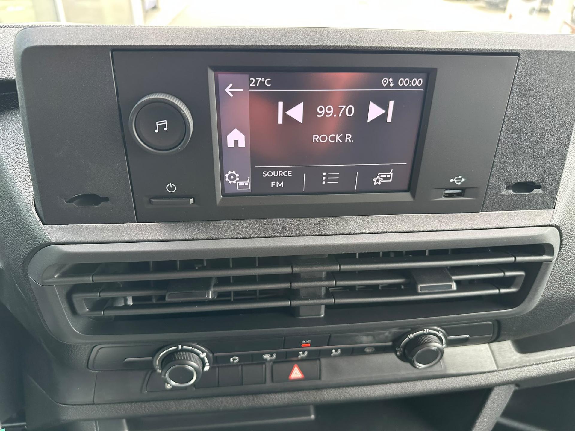 Opel Vivaro skříň