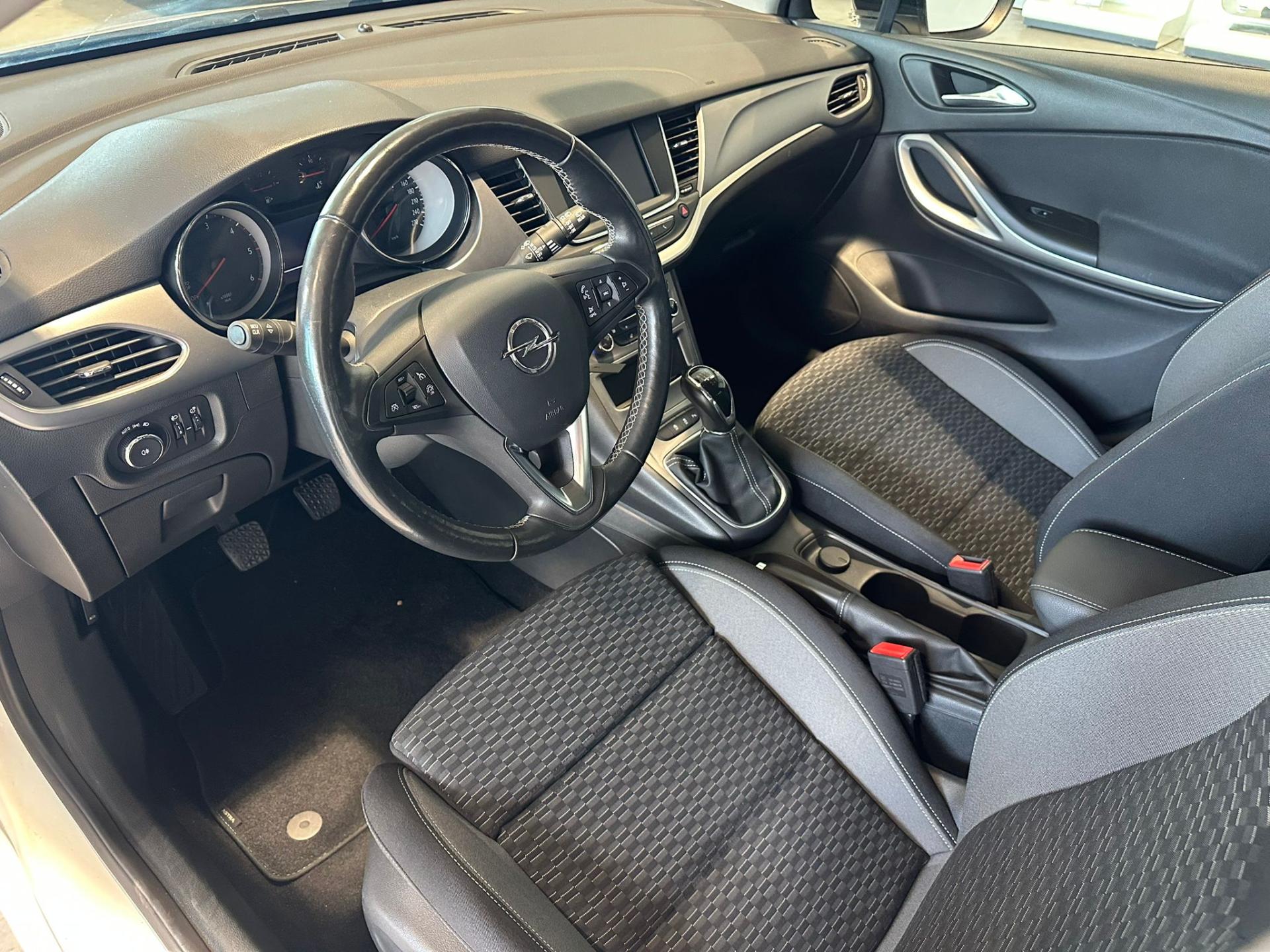 Opel Astra hatchback