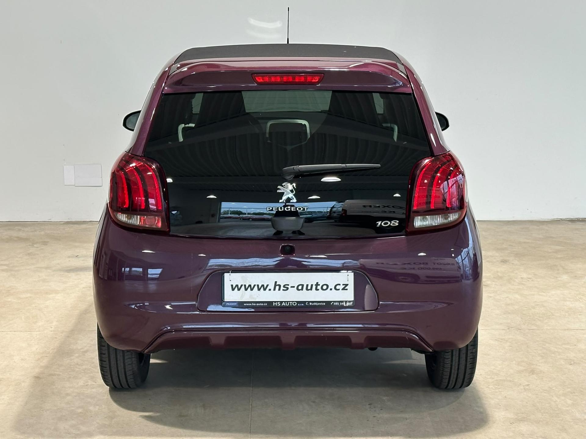 Peugeot 108 hatchback
