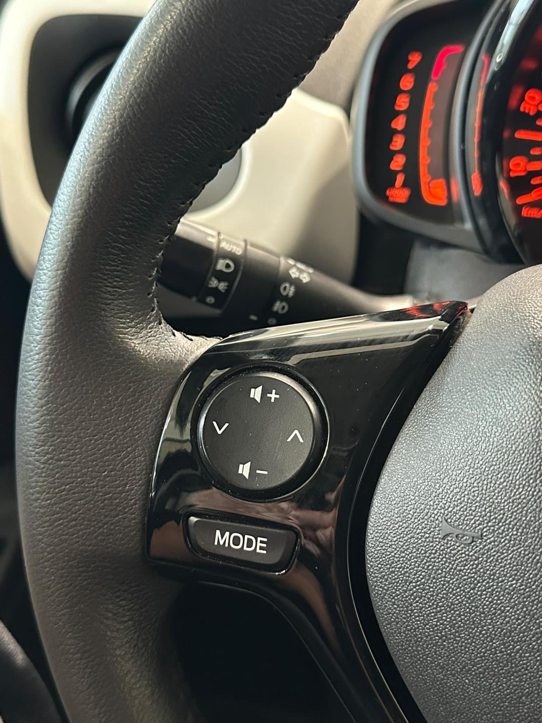 Peugeot 108 hatchback