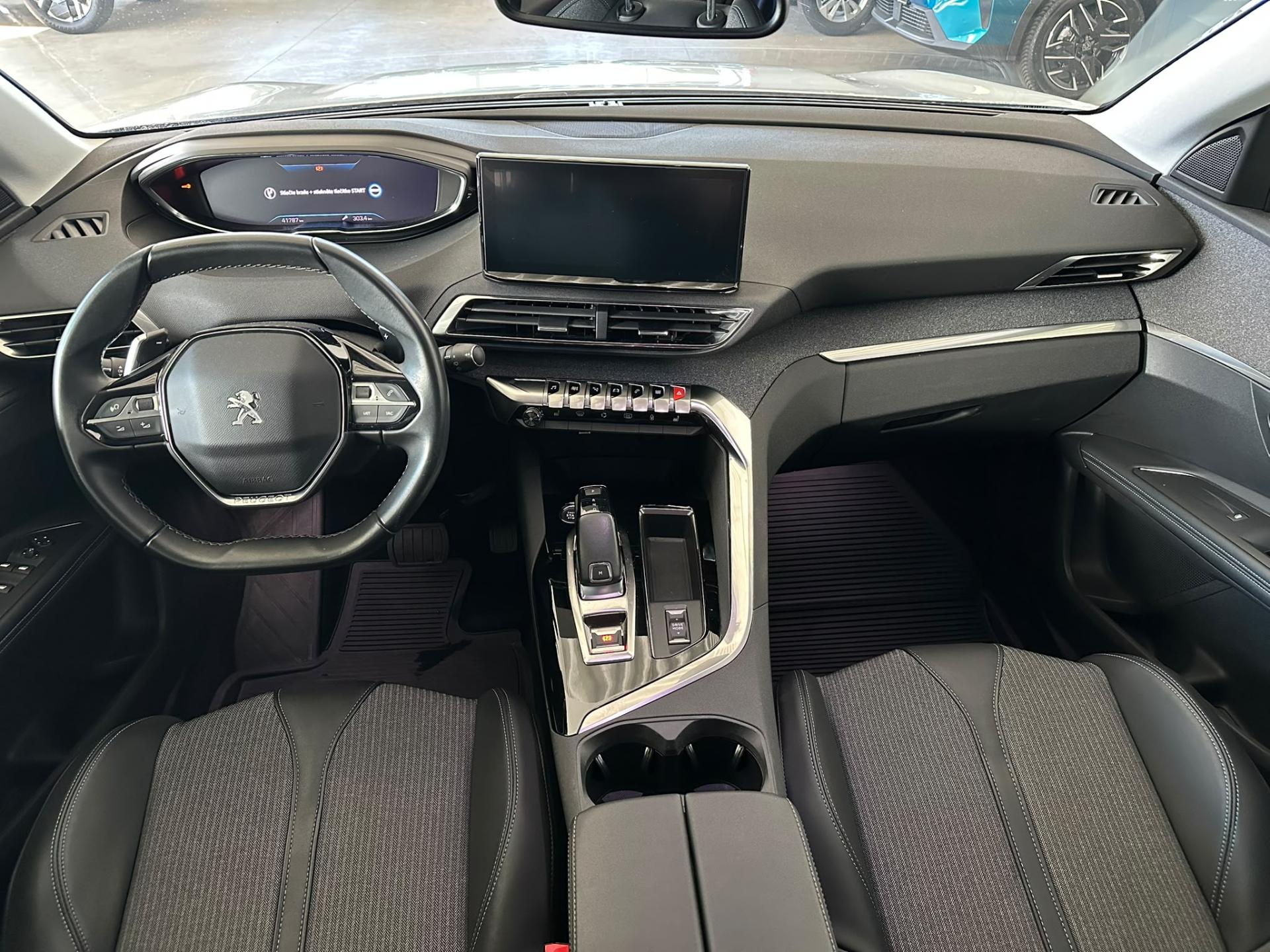 Peugeot 3008 SUV