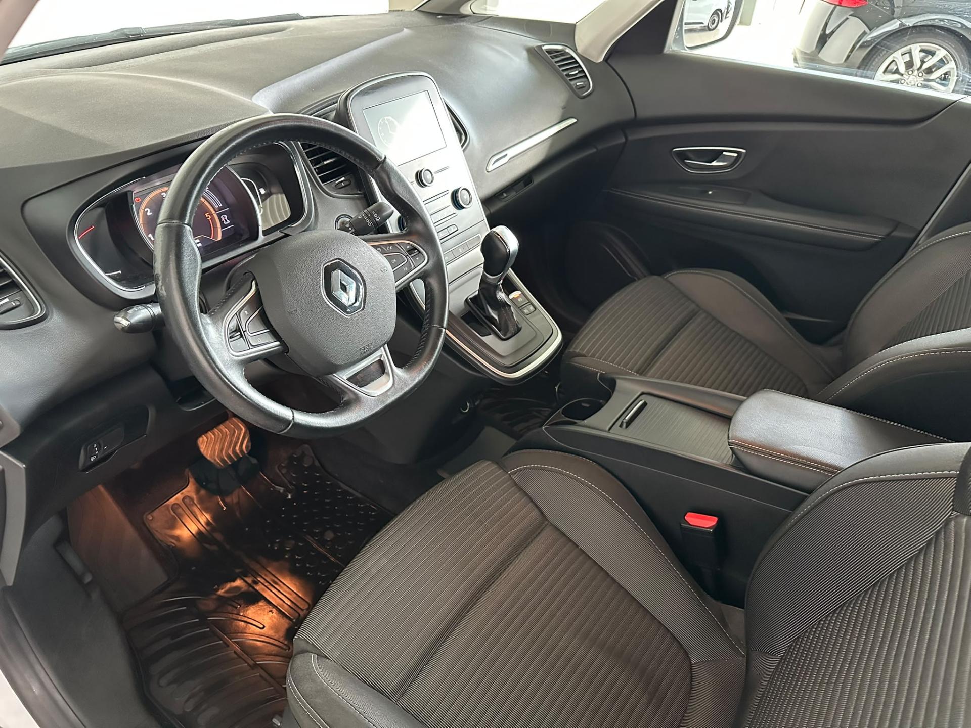 Renault Grand Scénic MPV