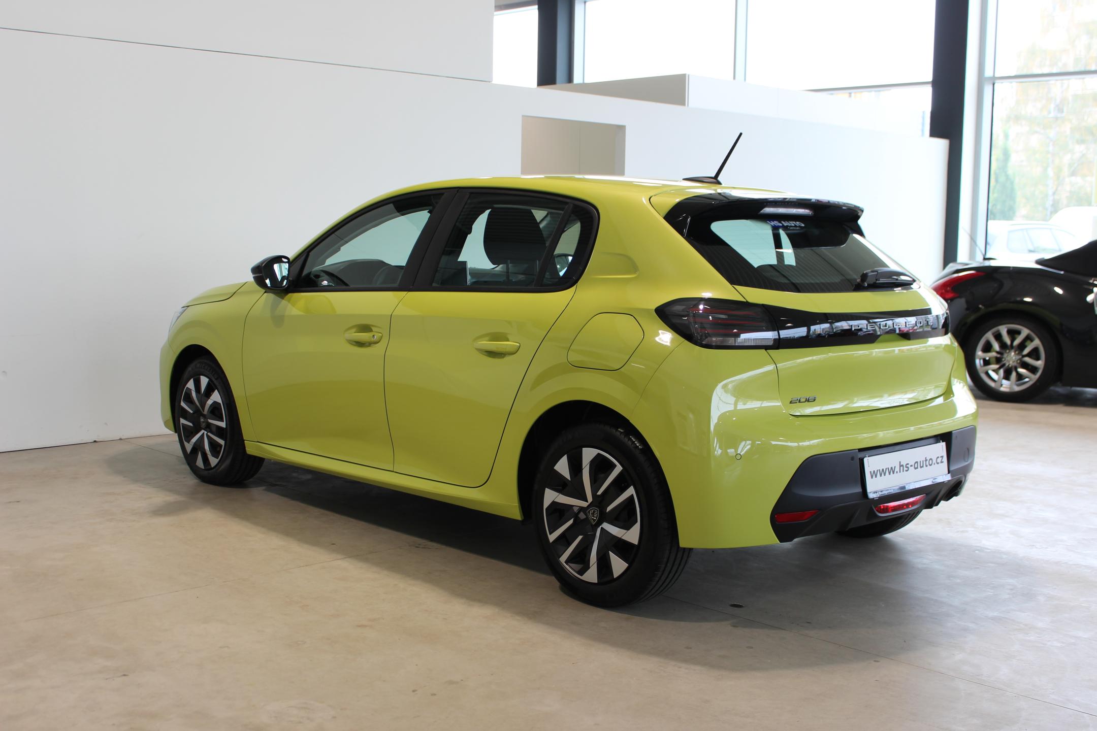 Peugeot 208 hatchback