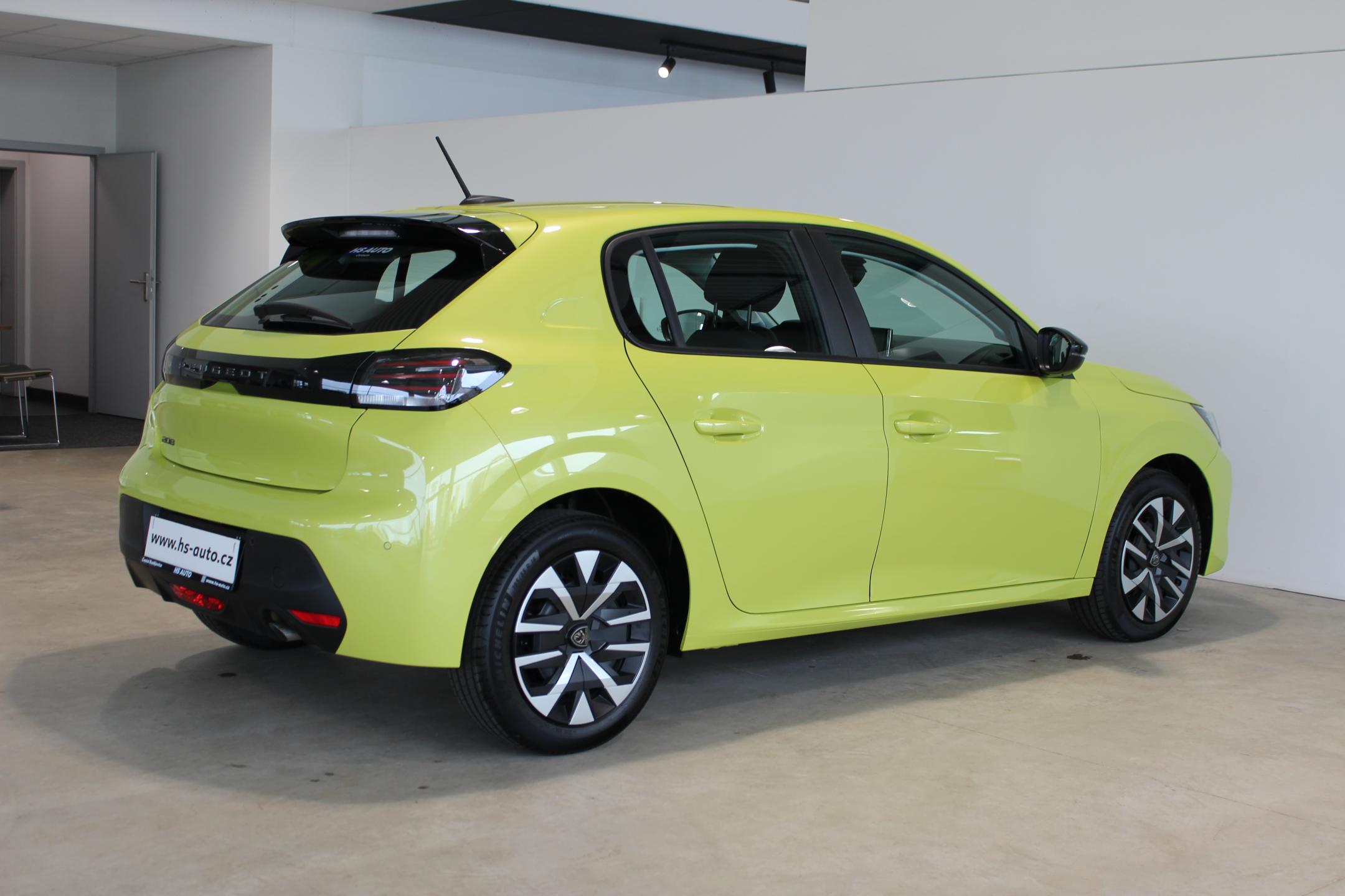 Peugeot 208 hatchback