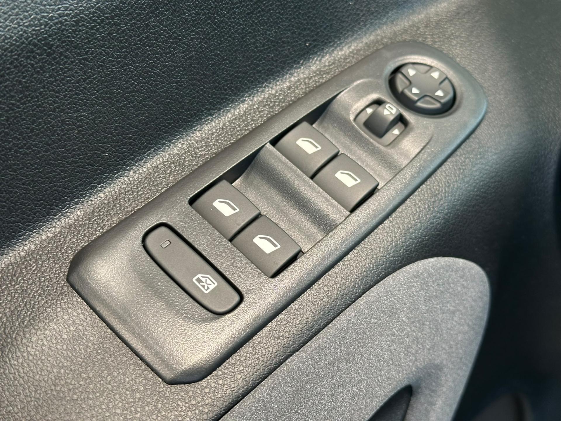 Peugeot Rifter MPV