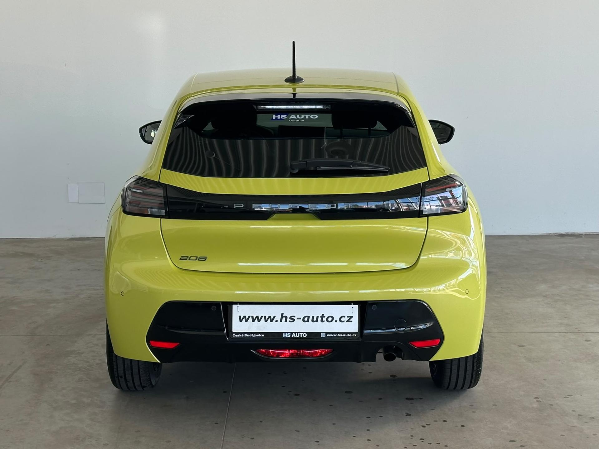 Peugeot 208 hatchback