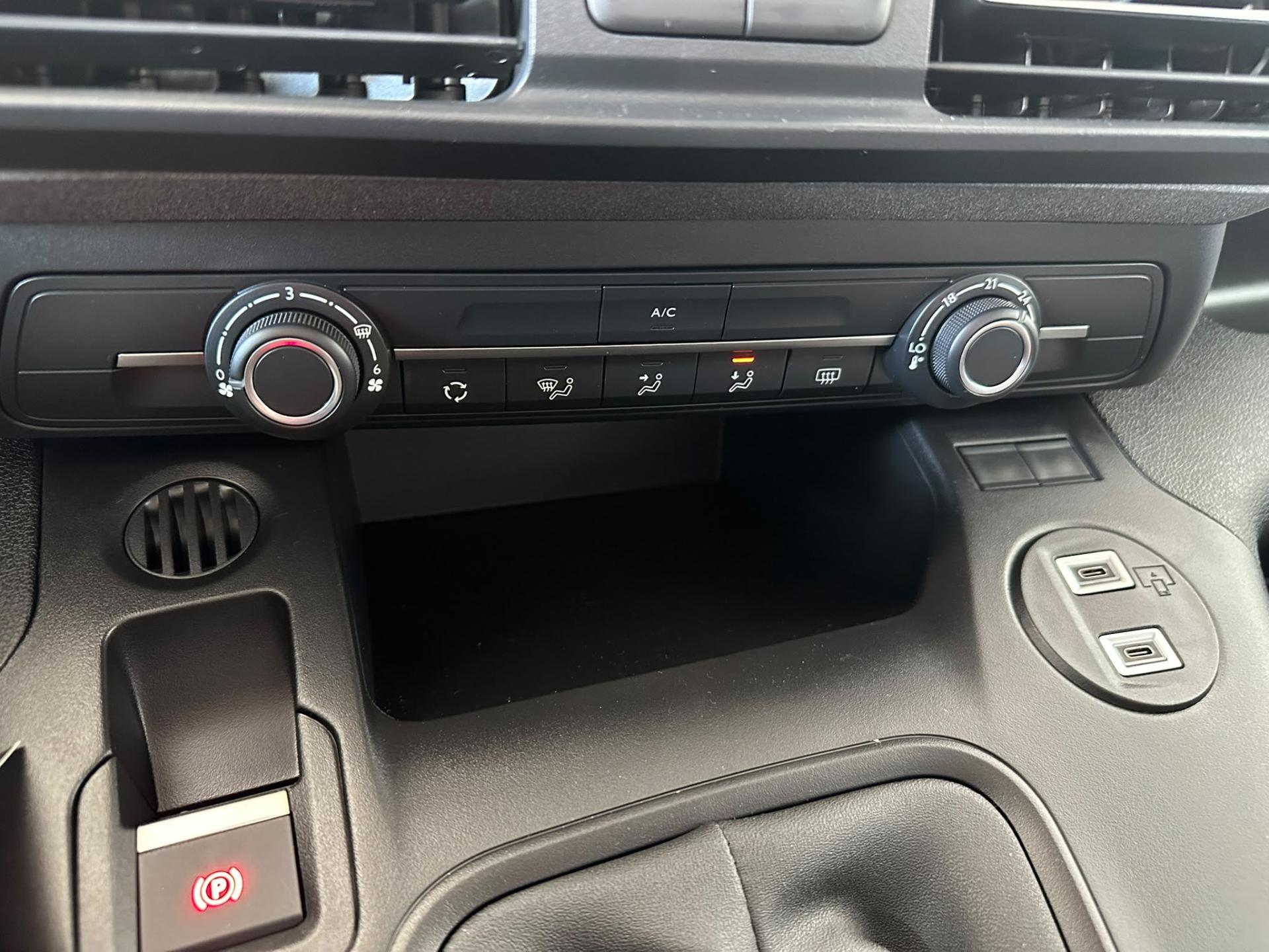 Peugeot Rifter MPV