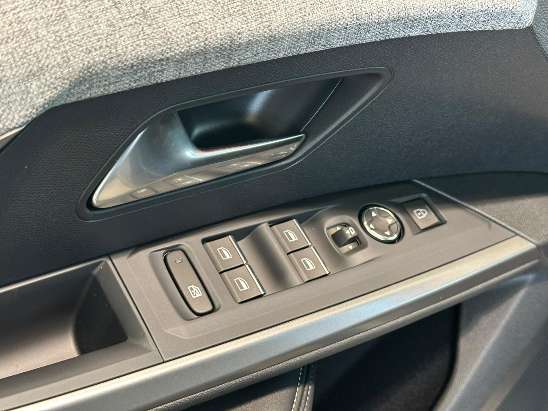 Peugeot 3008 SUV
