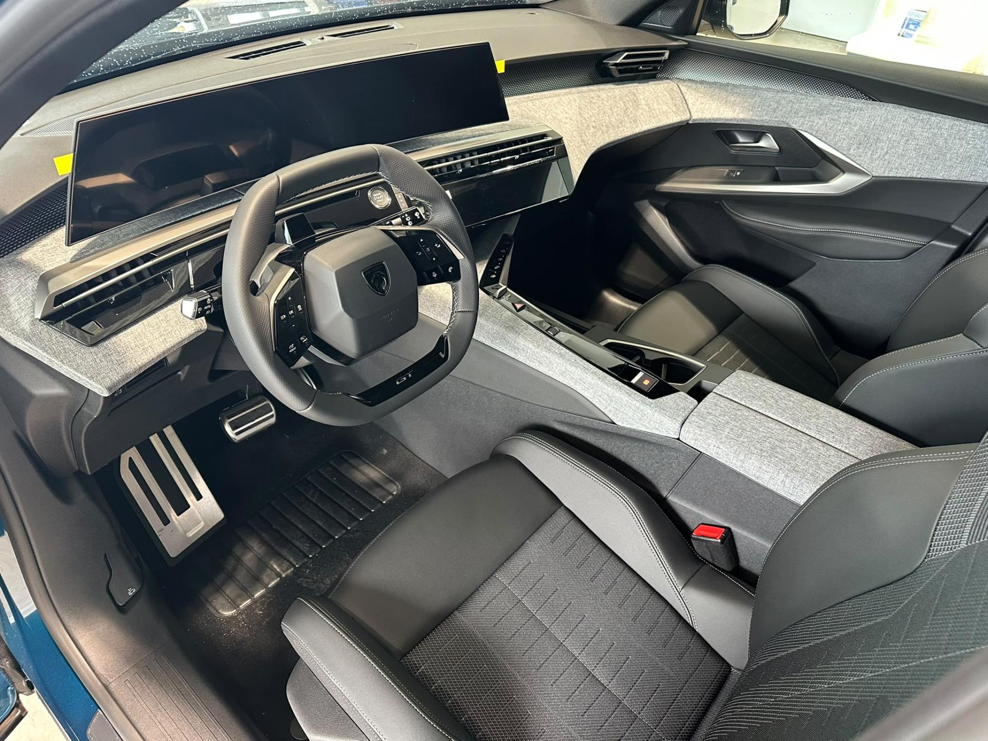 Peugeot 5008 SUV