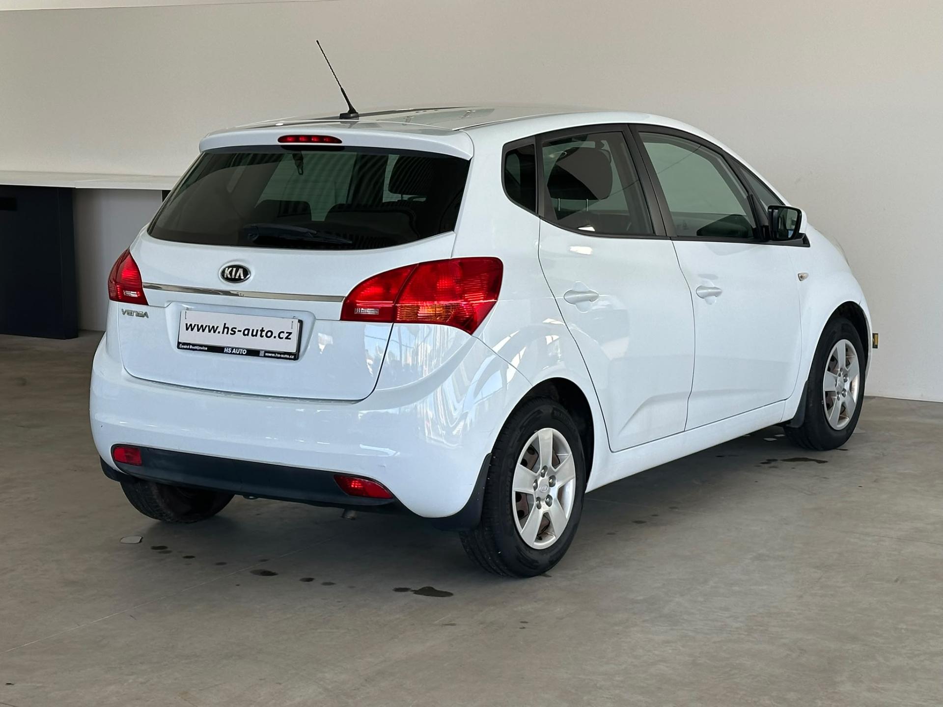 Kia Venga hatchback