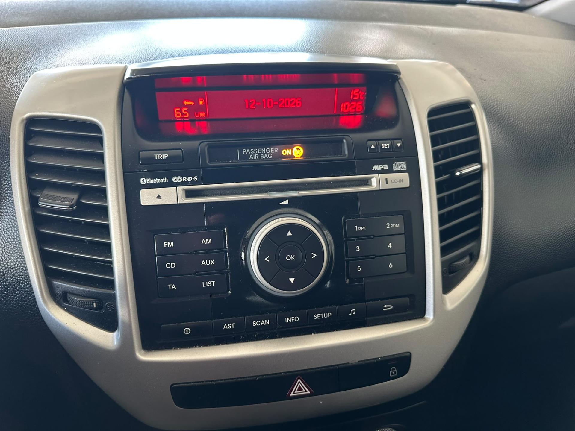 Kia Venga hatchback