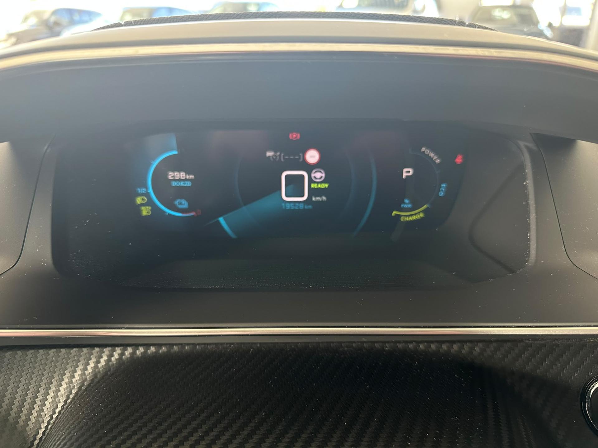 Peugeot 208 hatchback