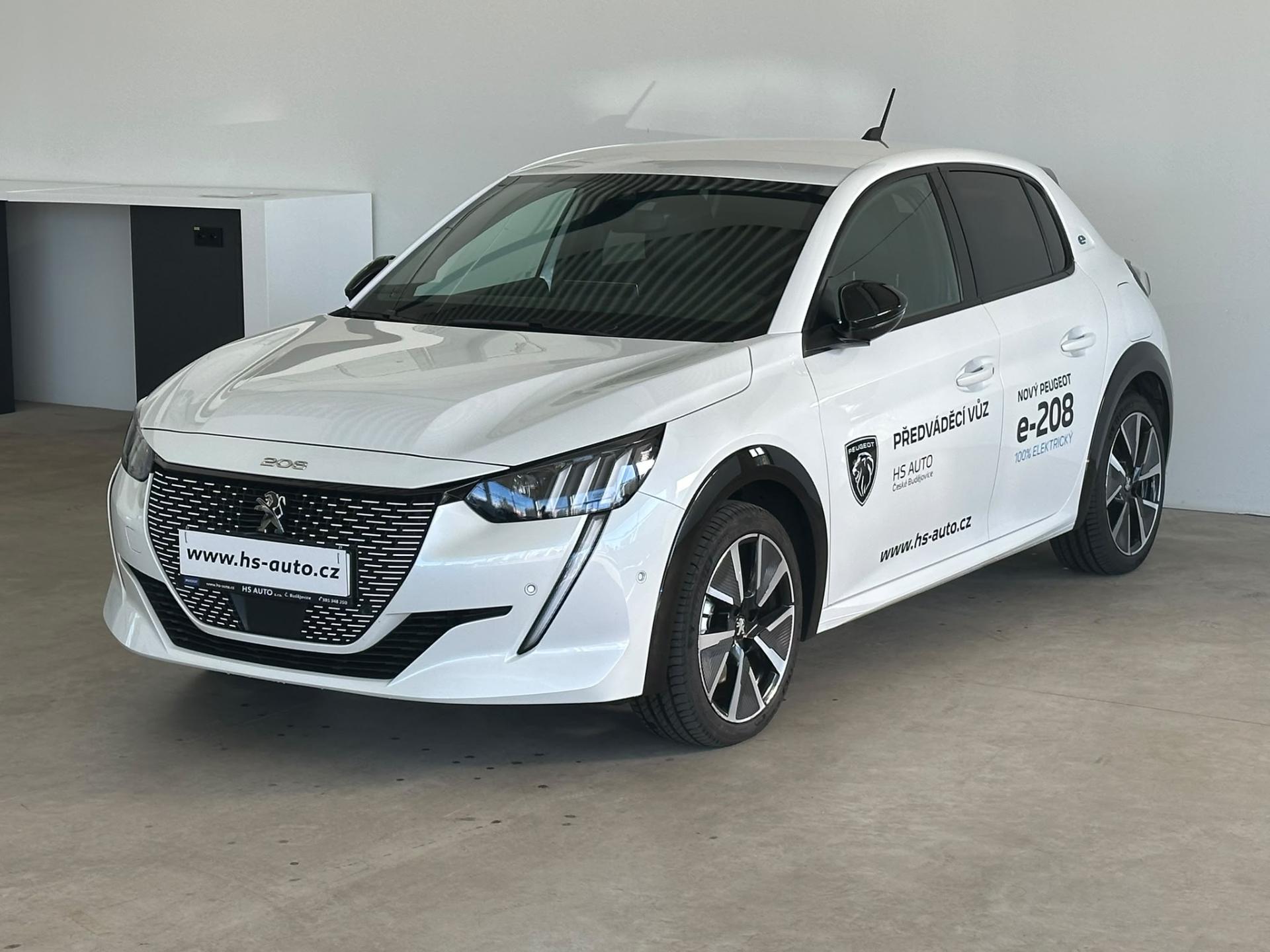 Peugeot 208 hatchback