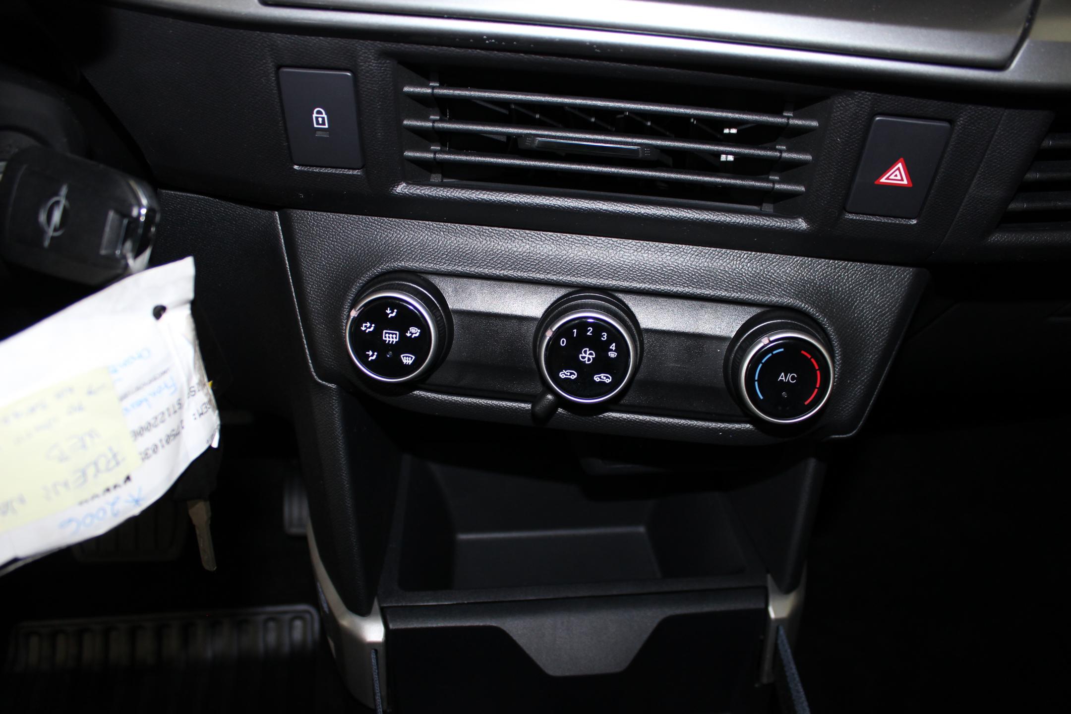 Opel Frontera SUV
