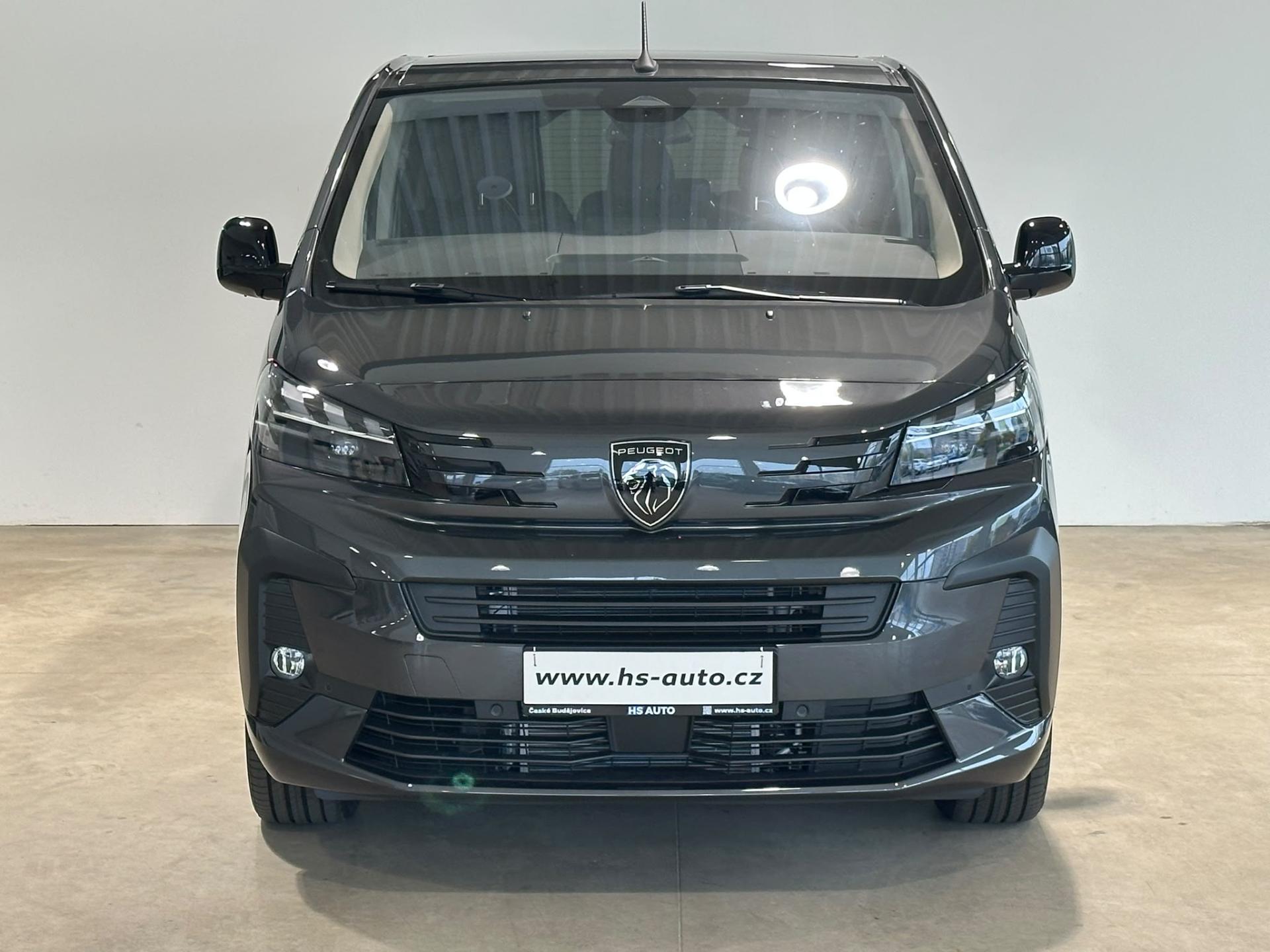 Peugeot Traveller MPV