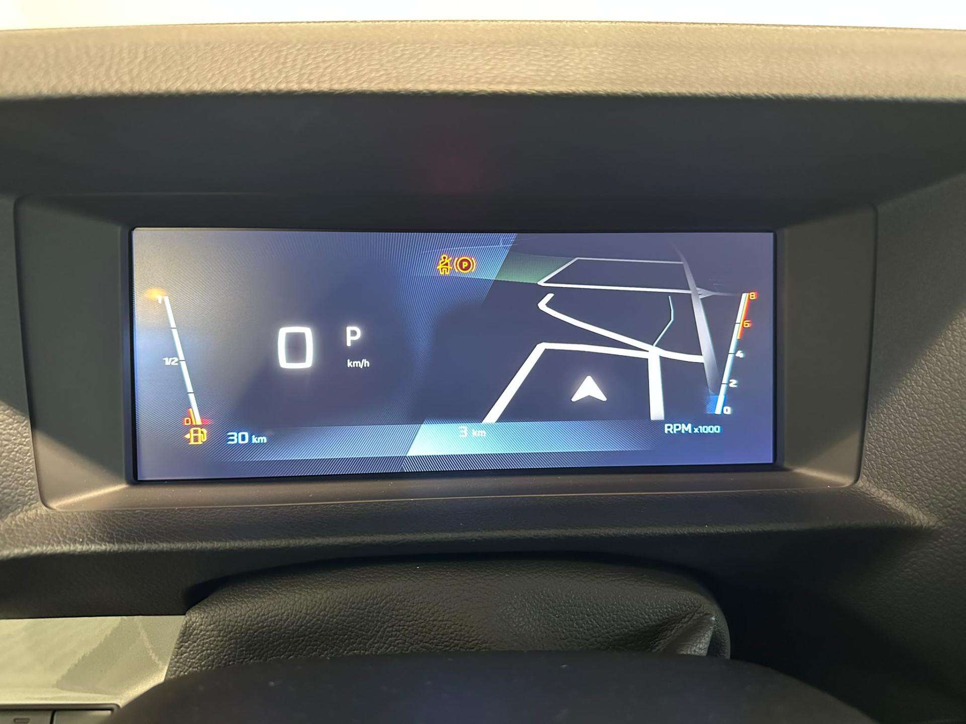 Peugeot Traveller MPV
