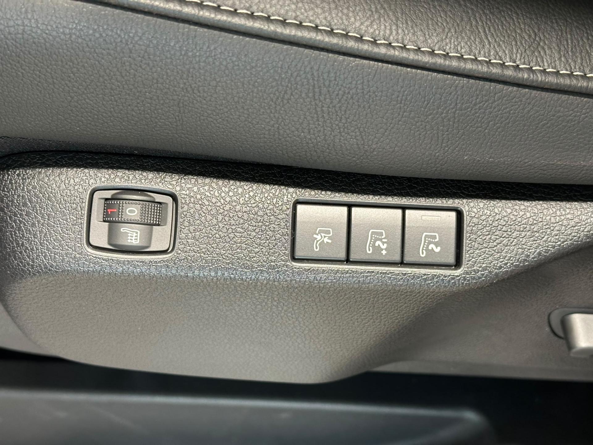 Peugeot Traveller MPV